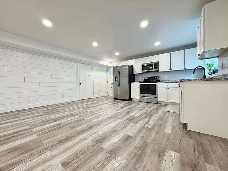 3448 S Wally Way — Photo 6