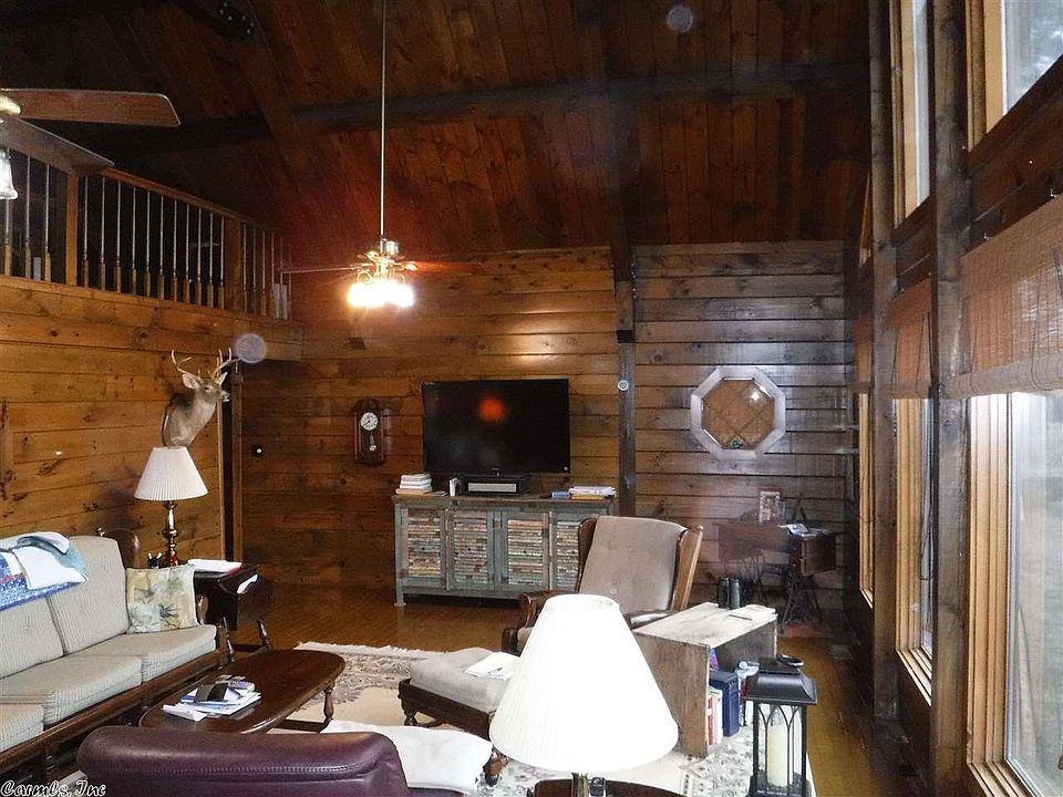 1st image of 10820 Marsh Ln