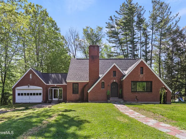 76 Kenilworth St, Pittsfield, MA 01201
