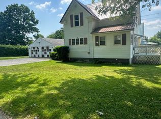 25 Birch St, East Millinocket, ME 04430