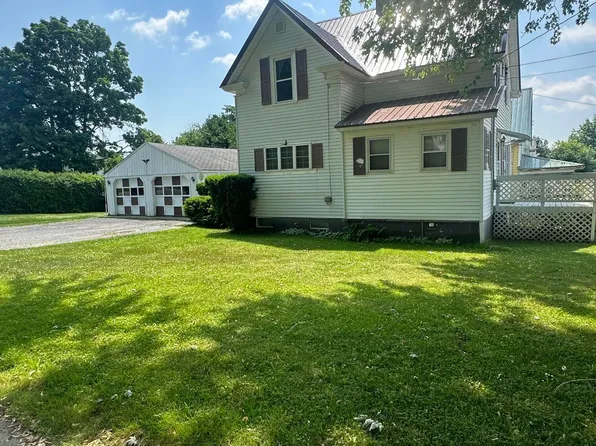 25 Birch Street, East Millinocket, ME 04430