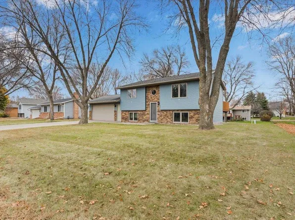 317 23rd St SE, Willmar, MN 56201