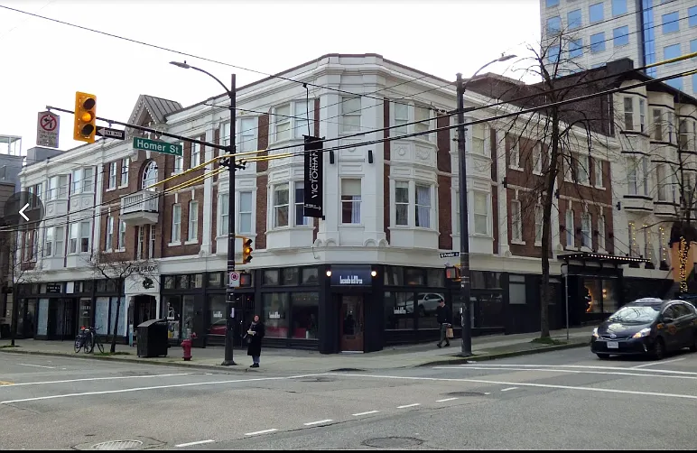 Building Photo - 105 Richards St