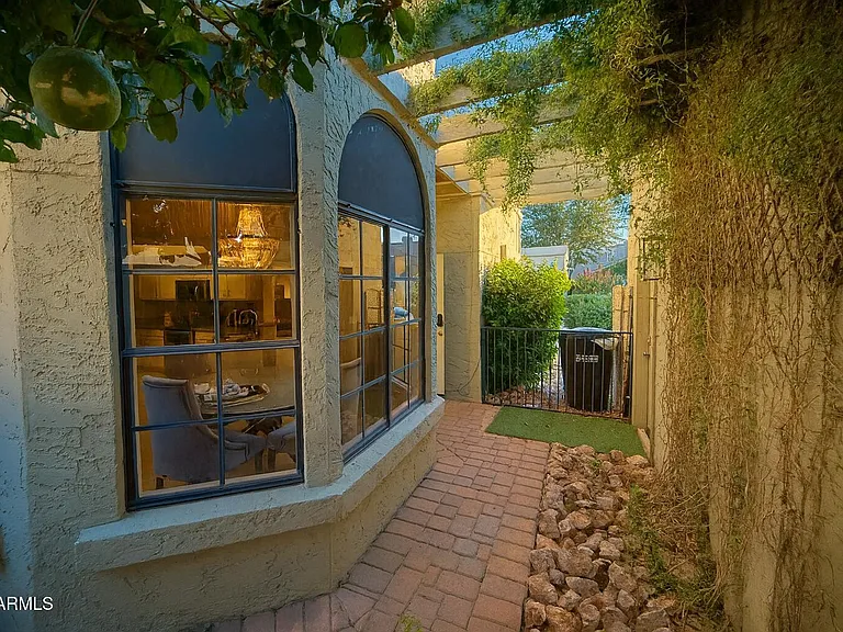 8100 E Camelback Rd #163 — Photo 43