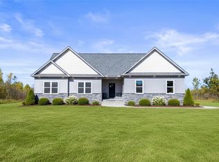 66 Parma Center Rd, Hilton, NY 14468