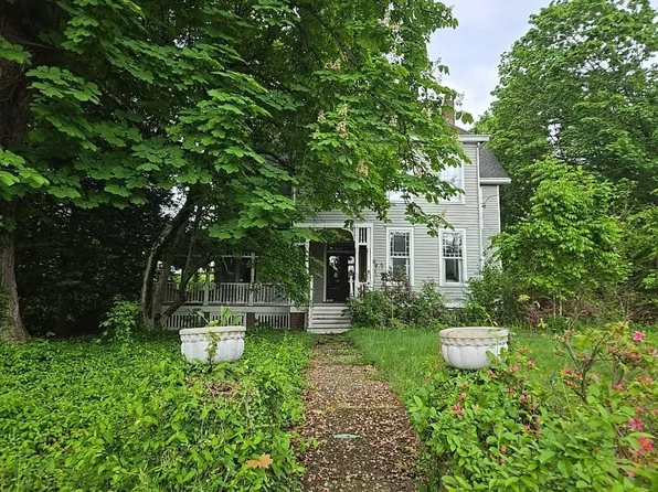 525 Grand Ave, Ewing, NJ 08628