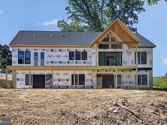 5th image of 208 Anderson Way