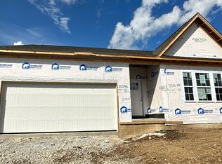 5329 Karst Cir, Ashville, OH 43103