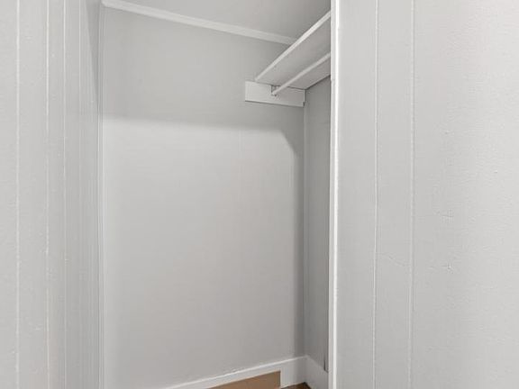 5th image of 2716 2nd Ave S