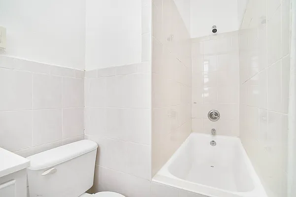 Rented by Living New York | media 17