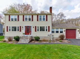 115 Oak Hill Dr, Sharon, MA 02067