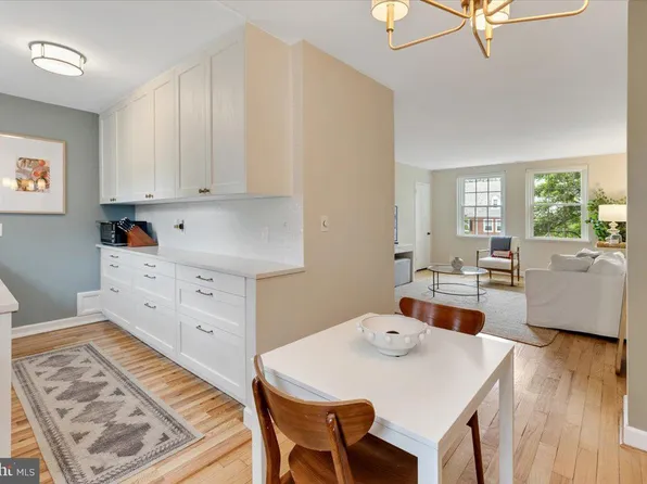3347 S Stafford St APT B1, Arlington, VA 22206