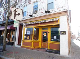 140 State St APT E, New London, CT 06320
