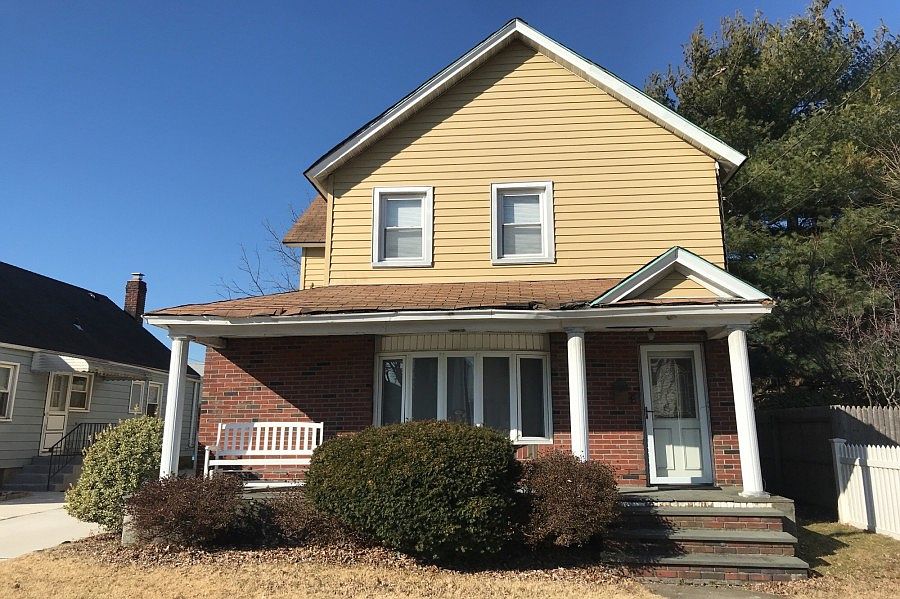 1st image of 247 Paschal Ave