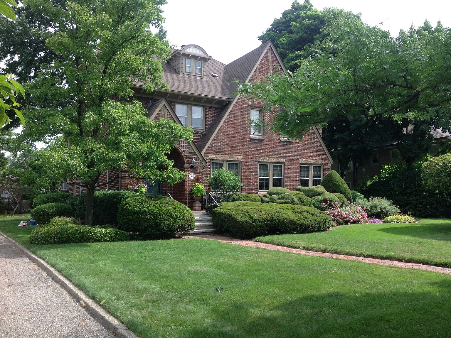 34 Oakland Park Blvd, Pleasant Ridge, MI 48069 Zillow