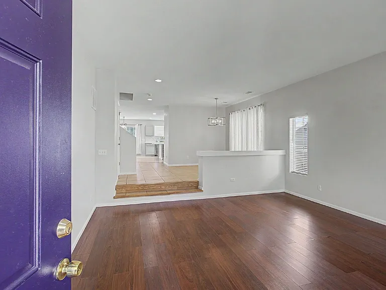 21390 E 48th Pl — Photo 3