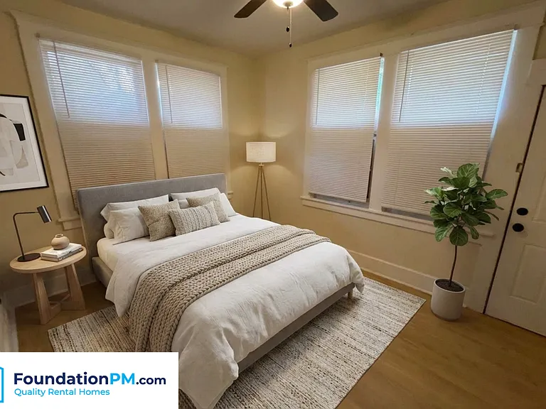 1683 Walker Ave — Photo 11