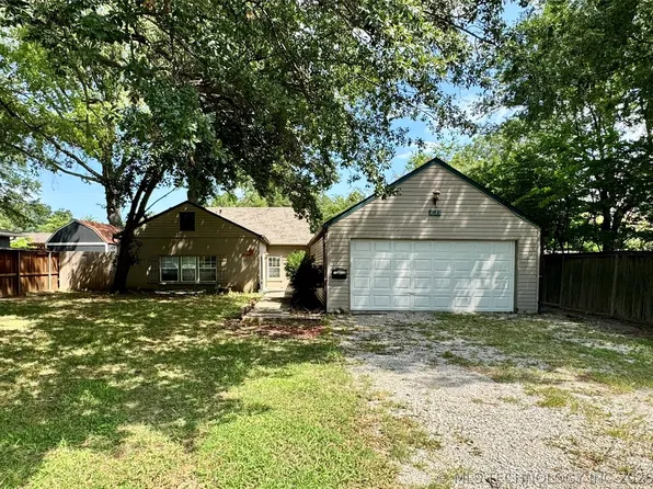 2623 E 55th Pl, Tulsa, OK 74105