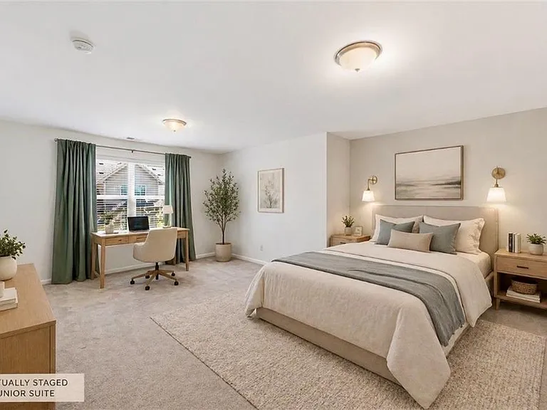 13459 Gardiner Ln — Photo 37