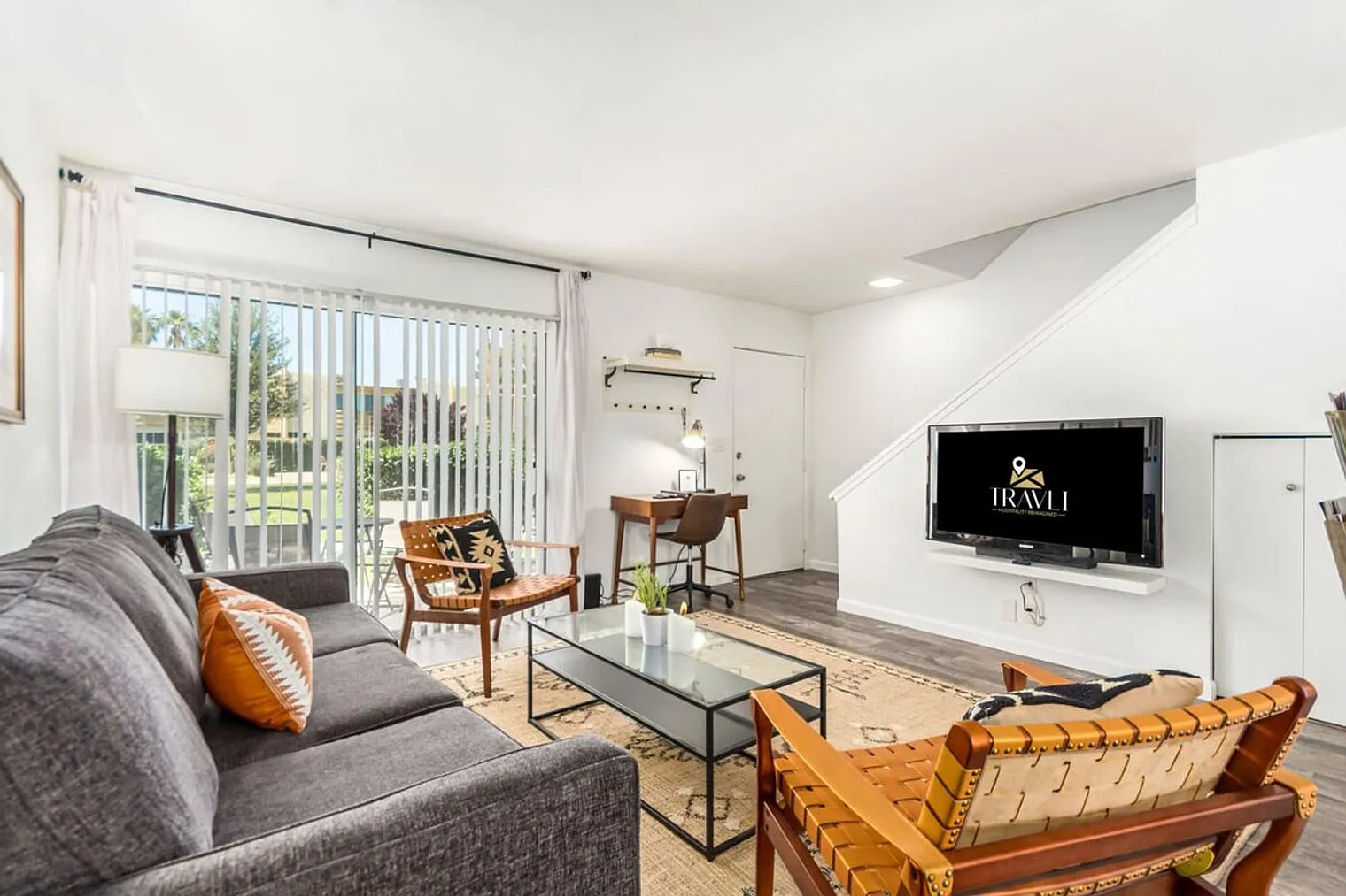 2 bed, 2.0 bath, 1097 sqft, $2,553 — Photo 3