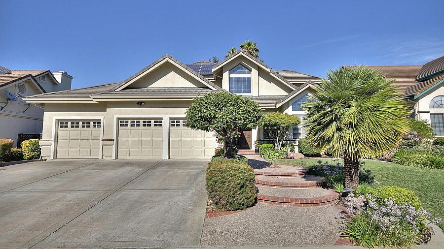 1st image of 48968 Tulare Dr
