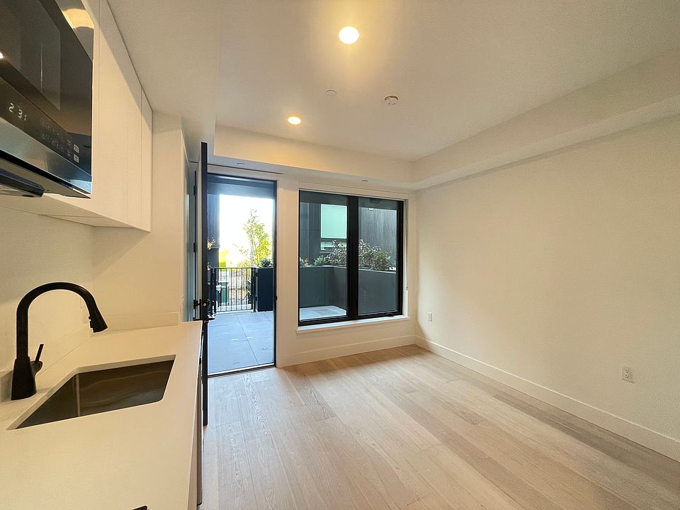 1st image of 561 W 28th Ave #11