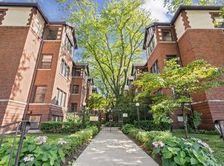 815 Lake St APT 3N, Oak Park, IL 60301