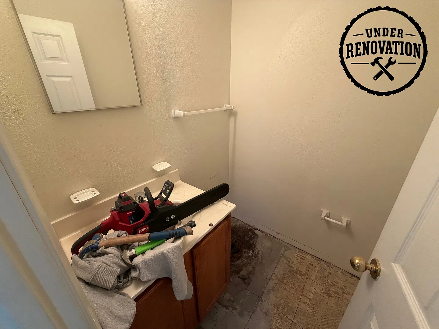 Spacious 3-Story Townhome with Flexible Living Space — Photo 4