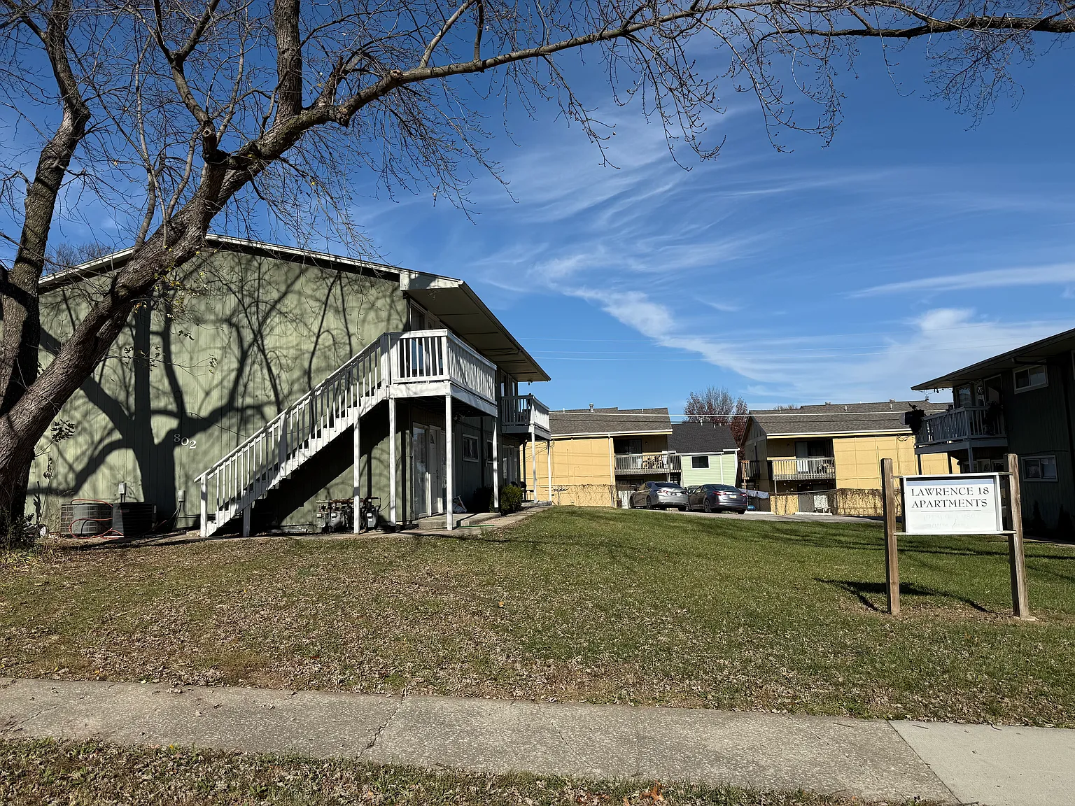 802 W 25th St — Photo 1