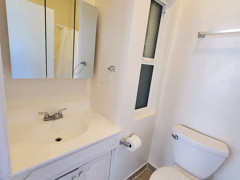 3020 Altura St #4 — Photo 9
