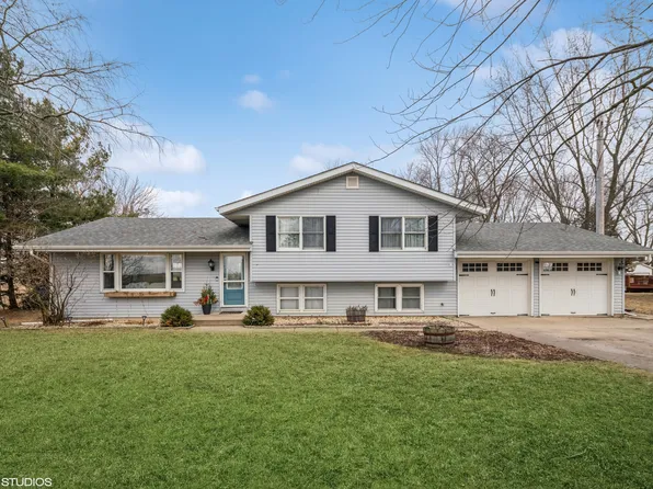 42W744 Jericho Rd, Sugar Grove, IL 60554