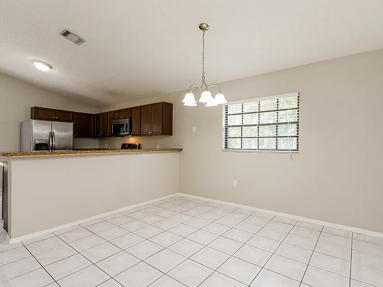 1657 Sunburst Way — Photo 6
