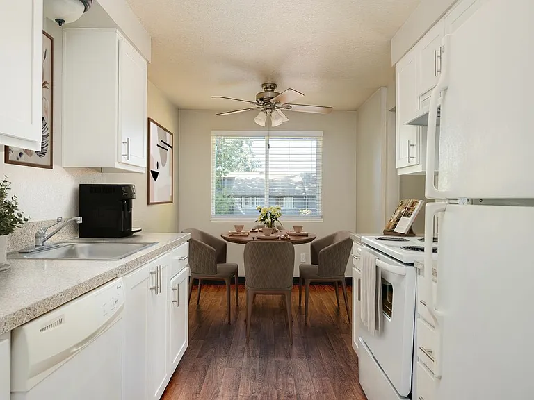 Forest Ridge Apartments — Photo 43