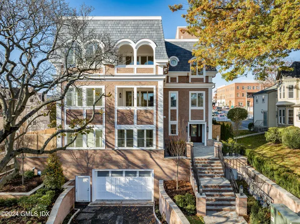 62 Mason St #2W, Greenwich, CT 06830