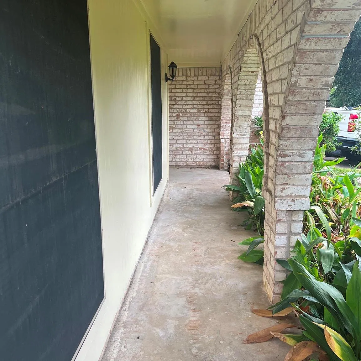 4 bed, 2.0 bath, 1833 sqft, $1,850 — Photo 4