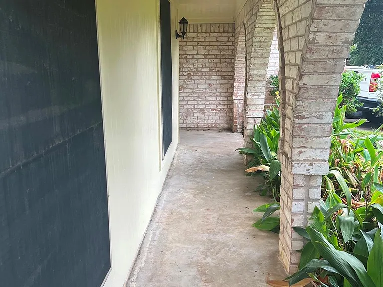 6742 Indian Lake Dr — Photo 4