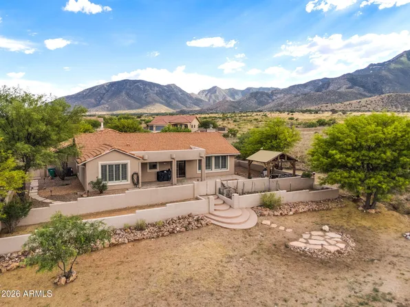 8405 S PALISADES Drive, Hereford, AZ 85615