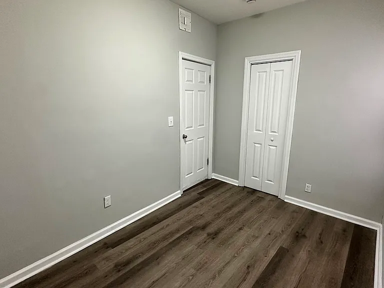 204 Governor St #2E — Photo 6