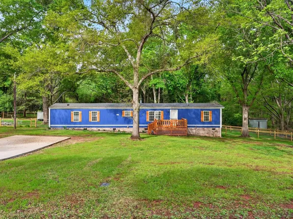 67 Creekwood Dr, Fountain Inn, SC 29644