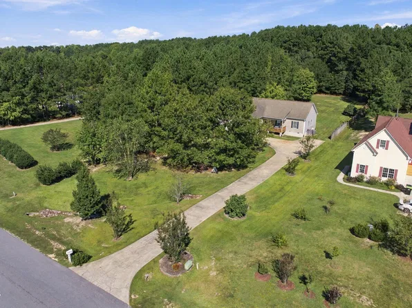 7221 Beau View Dr, Wendell, NC 27591