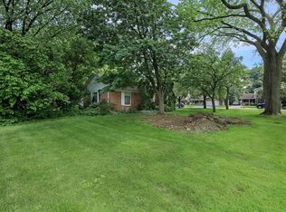 531 Jefferson St, Hinsdale, IL 60521