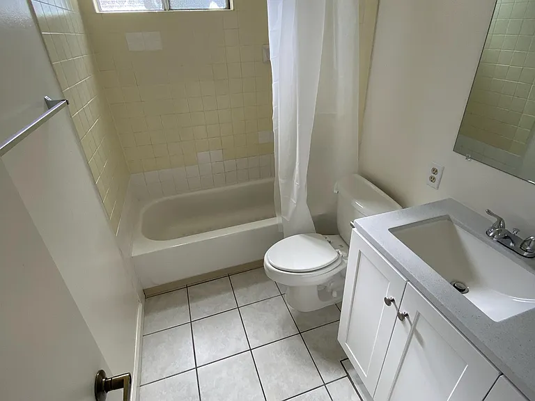4065 Highland Ave #3 — Photo 5