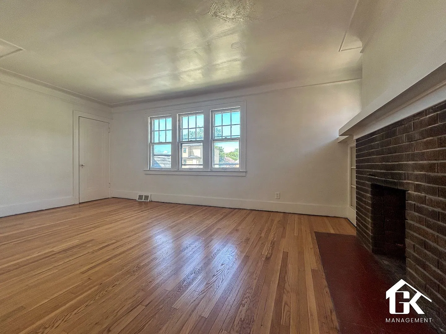 2425-2427 Clements, Detroit MI 48238 — Photo 3