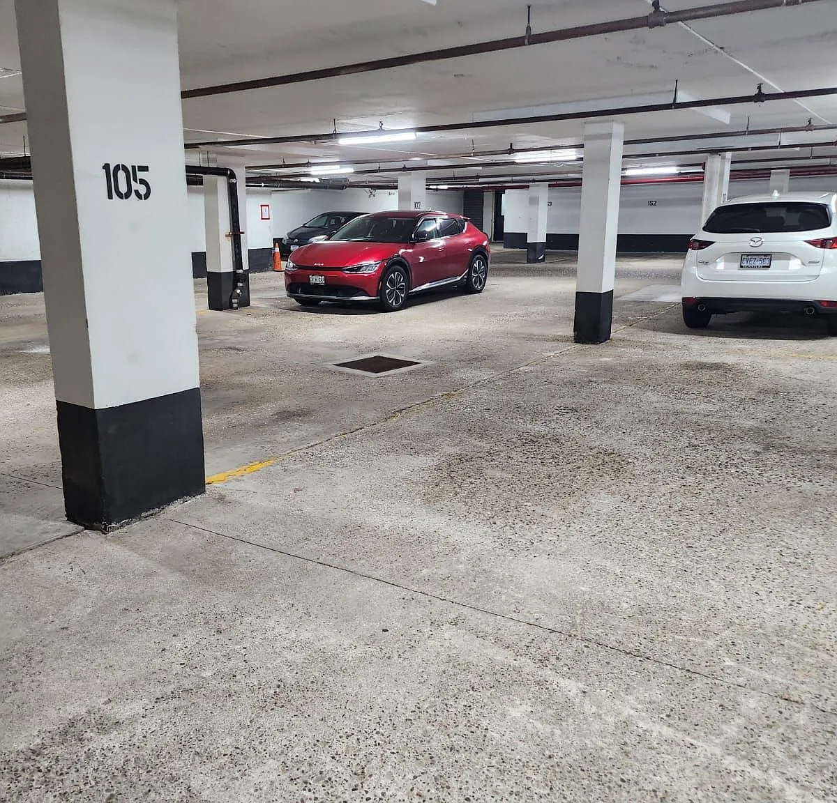 2 bed, $2,450 — Photo 1