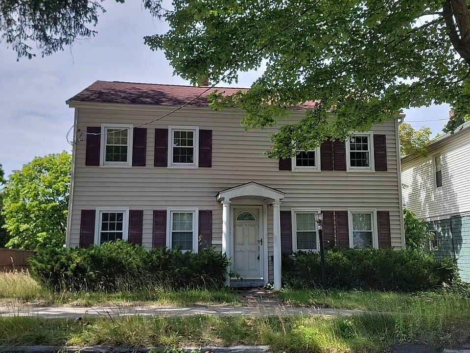 1st image of 17 Wooster St