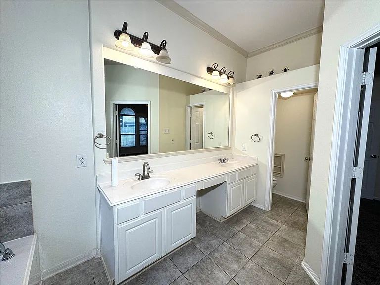 2827 Fair Chase Dr — Photo 23