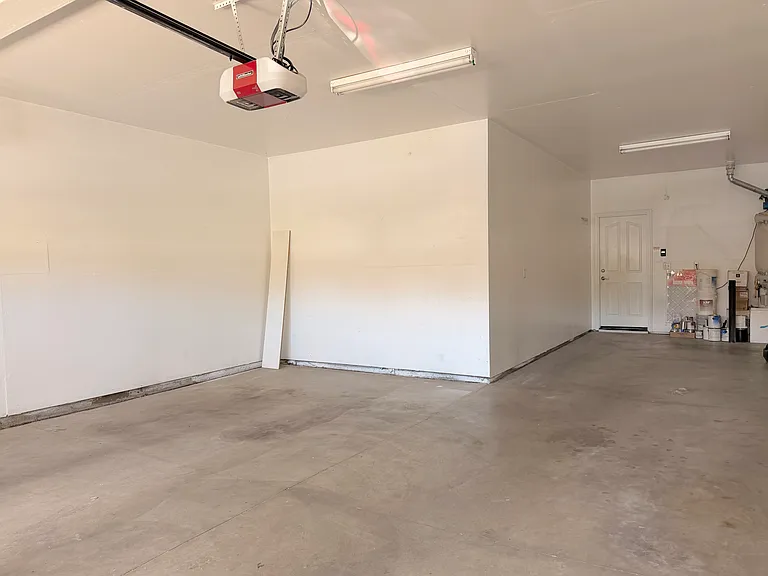 6150 Lockridge Dr — Photo 26