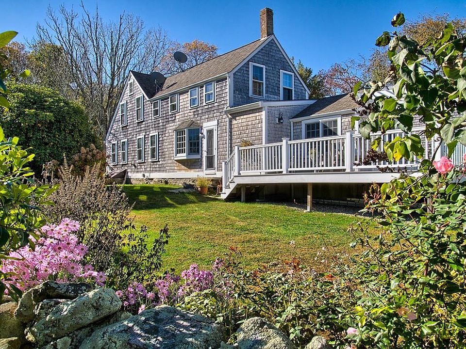 1613 Crandall Rd, Tiverton, RI 02878 Zillow