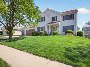 1503 Broad Creek Rd, Bloomington, IL 61704