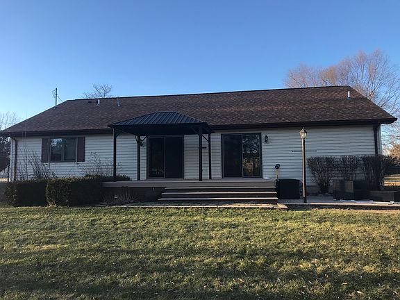 3rd image of 8876 Delwood Dr